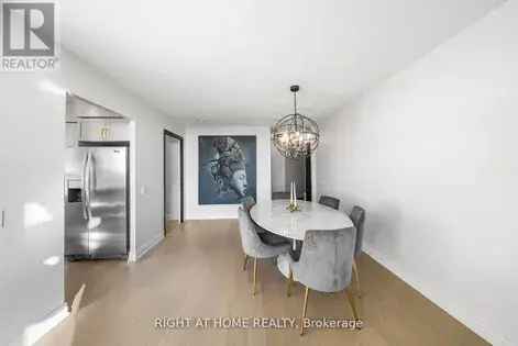 2 rooms apartment of 1404 m² in Toronto