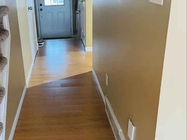 Spacious 3-Bedroom Townhouse with Finished Basement Near Schools and Parks