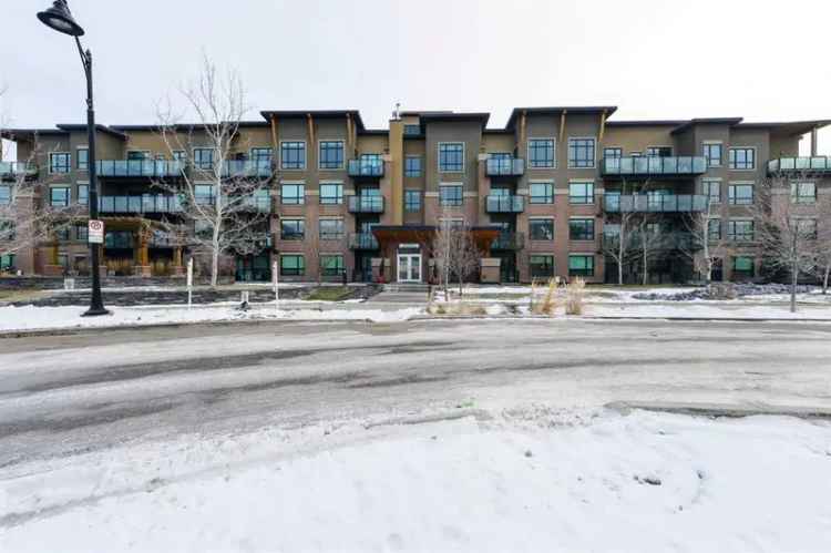 House For Sale in Calgary, Alberta