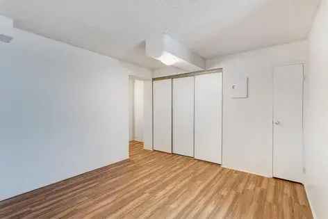 1 room apartment of 51 m² in Montreal