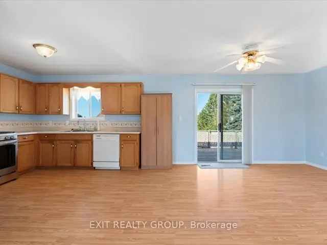 House For Sale in McKellar Township, Ontario