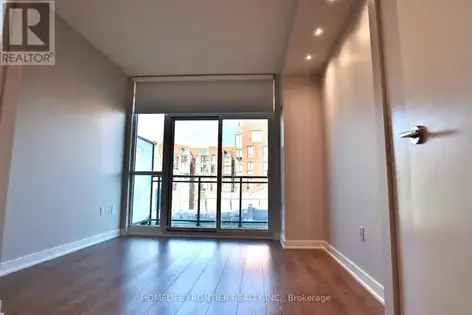 2 rooms apartment of 644 m² in Toronto