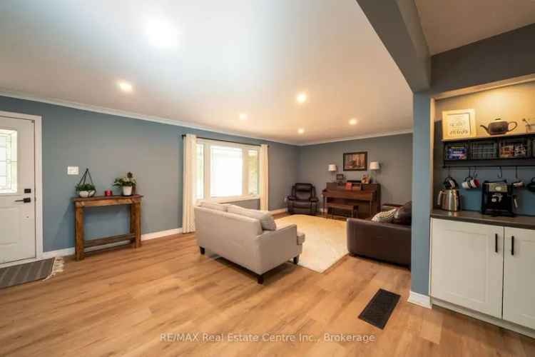 Country Ranch Home 4 Beds 3 Baths Inground Pool