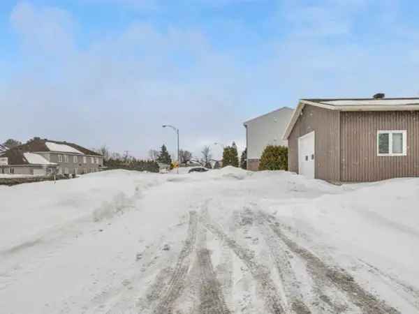 Commercial Building Office For Sale Quebec South Shore RE343