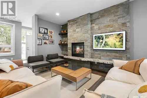 Luxury Semi-Detached Home in Varsity View Saskatoon