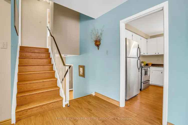 Clarkson Village 4-Level Side Split - 4 Beds, Finished Basement, Private Yard