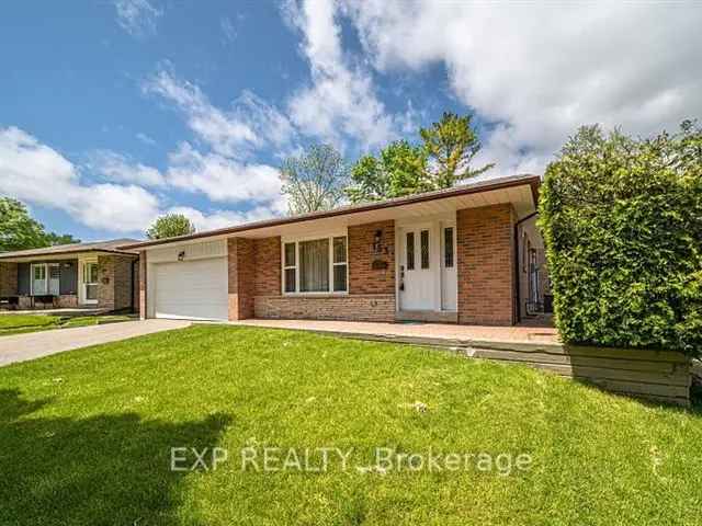 3 Bedroom 4 Level Backsplit Home For Lease Near Port Union Rd