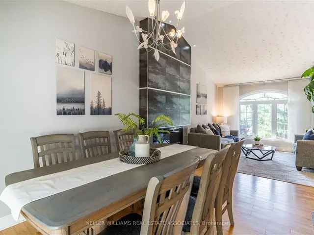 Crystal Beach Raised Bungalow: 2+2 Bedrooms, Spa, Sunset Views