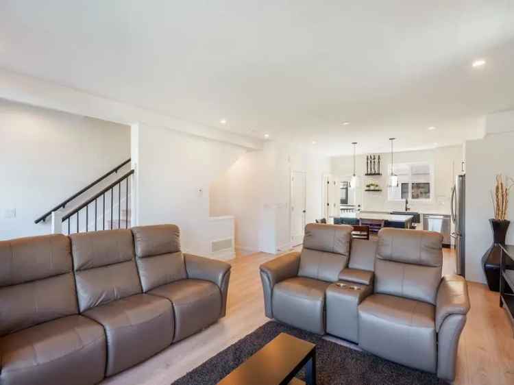 Grandview Surrey Townhouse for Sale