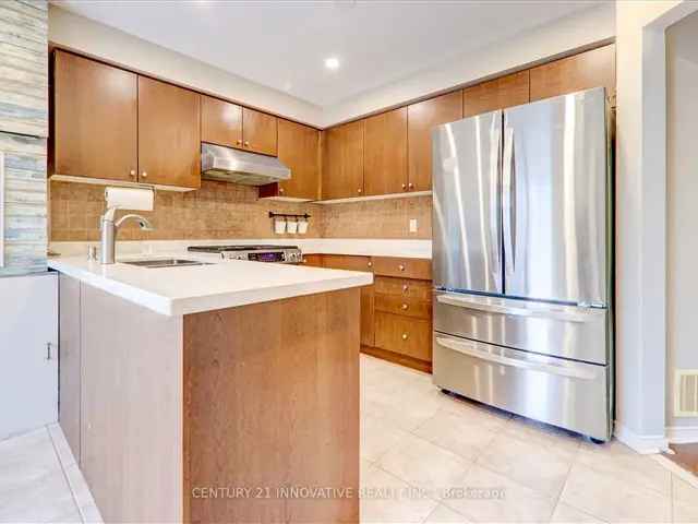 Fully Upgraded 3 Bedroom Detached House in South Ajax