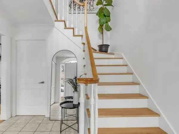 5 Bedroom Brick Cottage Quebec South Shore
