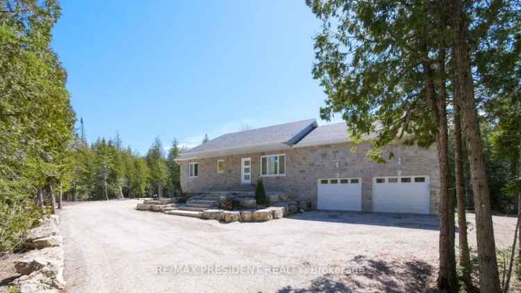 House For Sale in Municipality of Northern Bruce Peninsula, Ontario