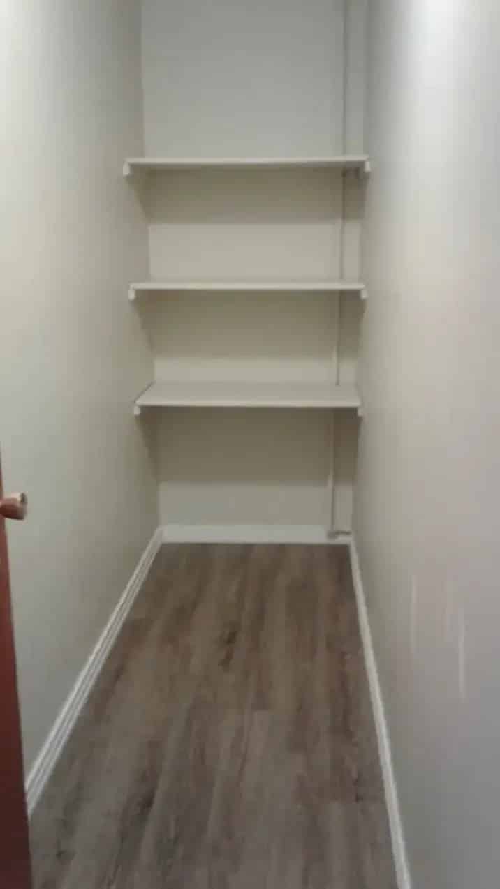 Bachelor Suite for Rent June 1st 950month