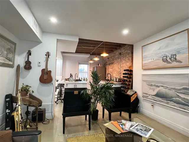 House For Sale in North Sydney, null