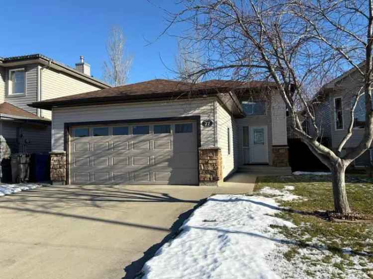 House For Rent in Lethbridge, Alberta