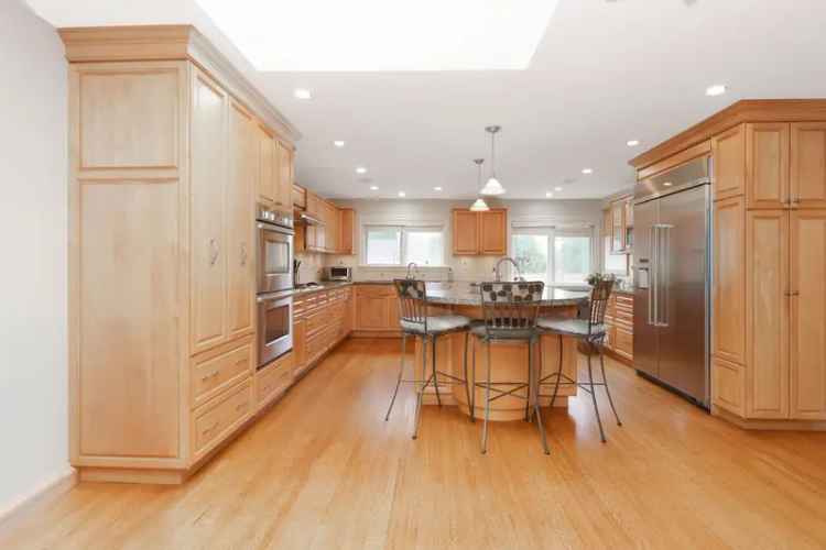 1170 Kendal Place North Vancouver Edgemont House for Sale