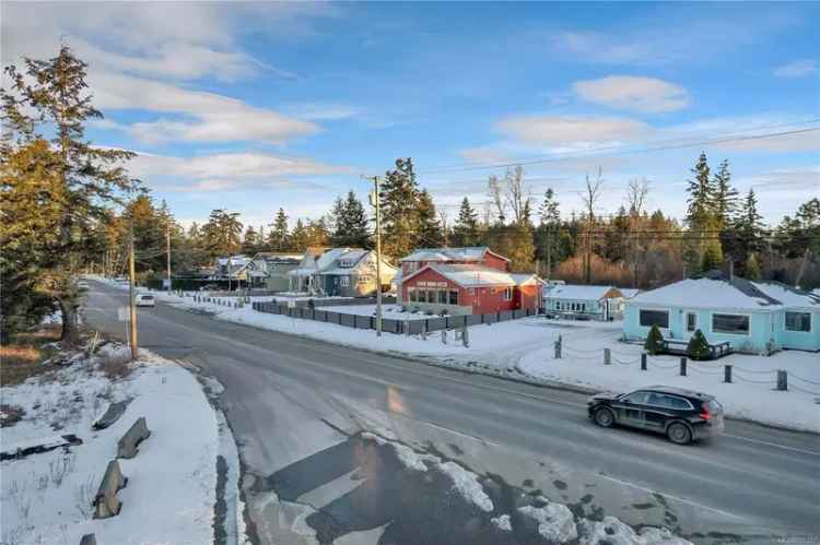 Ocean View Home near Campbell River and Courtenay