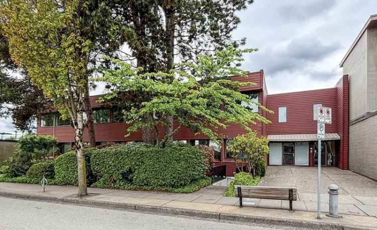 Lease Commercial Property Office Space in Burnaby with Parking Facilities