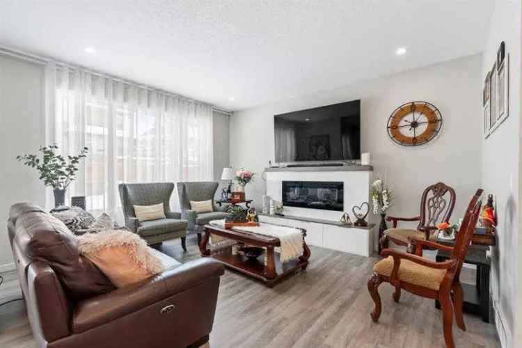 Buy Luxury Estate in Calgary with Spacious Design and Modern Features