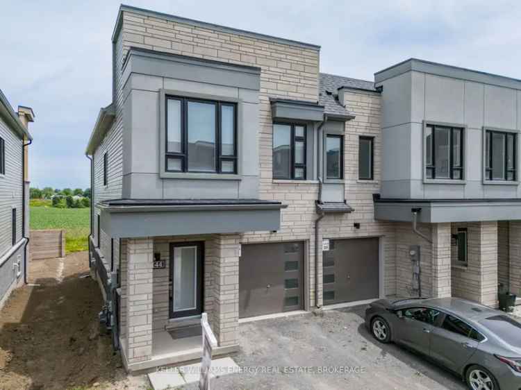 House For Sale in Clarington, Ontario