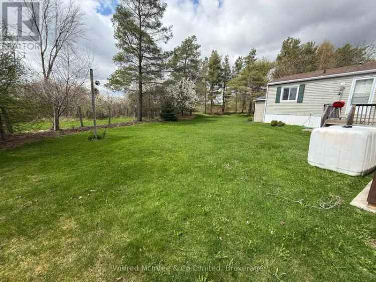 Updated 2-Bedroom Mobile Home in Country Village