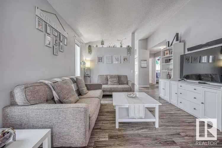 5 Bedroom Bungalow in Klarvatten with Finished Basement and Double Garage