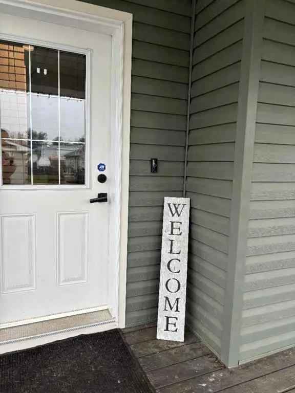 House For Rent in Fort Saskatchewan, Alberta