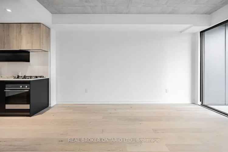 Condo For Rent in 2625, Dundas Street West, Mississauga, Ontario