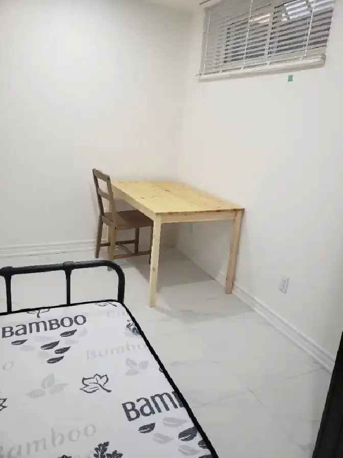 Room for rent near Yonge St/Steels ave