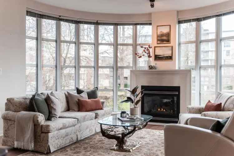 Kitsilano Condo for Sale 2 Beds Park Views
