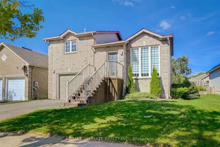 House For Sale in Barrie, Ontario