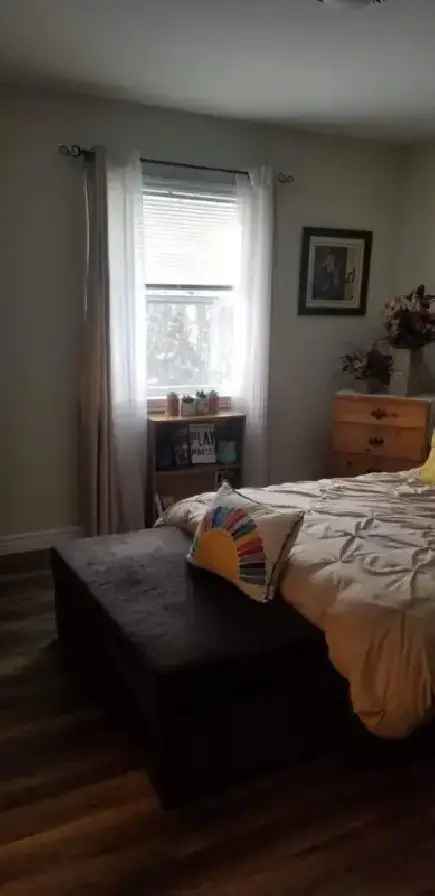 1 Bedroom for rent in a 2 bedroom apartment.