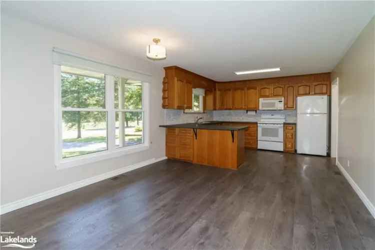 House For Sale in Bracebridge, Ontario