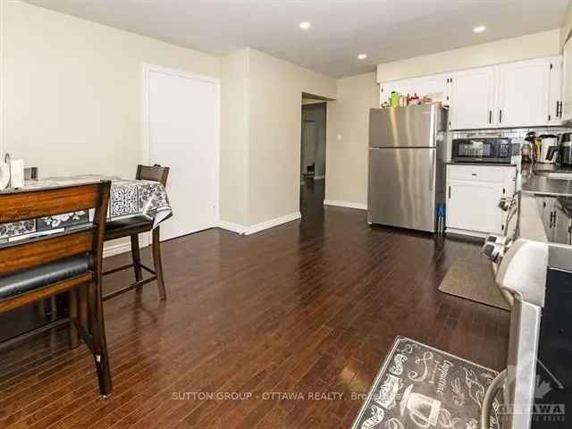 3 Bed 2.5 Bath House in Bridlewood Family Friendly Neighborhood