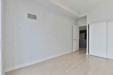 2 rooms apartment of 586 m² in Toronto