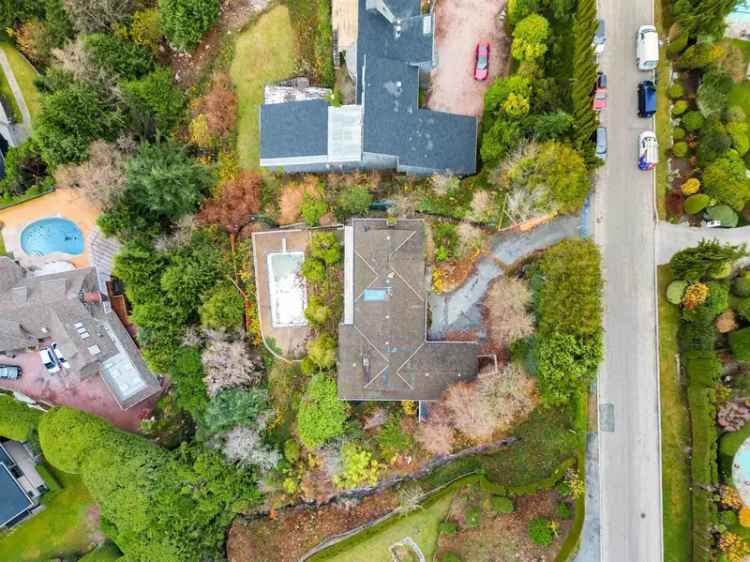 1318 CRESTWELL Road in West Vancouver: Chartwell House for sale : MLS®# R2945849