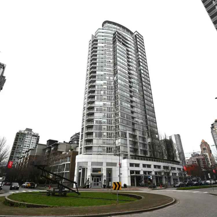 Yaletown Apartment for Sale: Stunning City & Marina Views