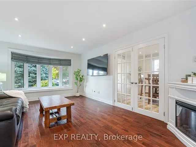 5 Bedroom Family Home in Dorset Park  - Premium Lot - Renovated