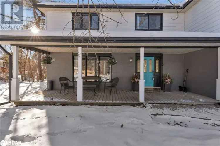 5 Bedroom 2 Bathroom 2 Storey Home in Thornton