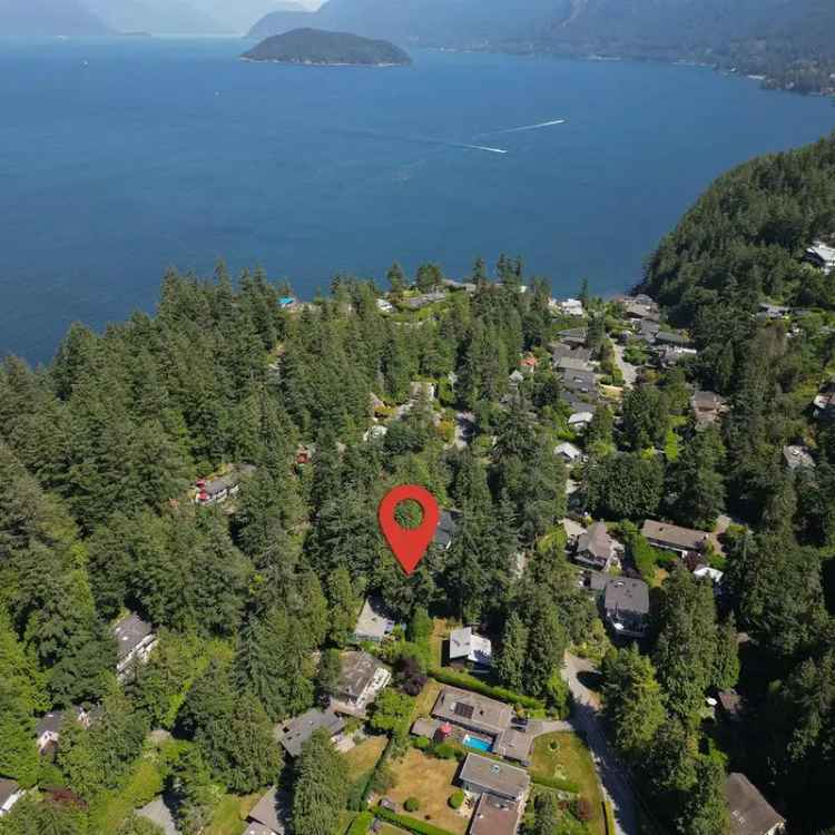 West Vancouver Dream Home - Prime Lot, Bay & Park Views