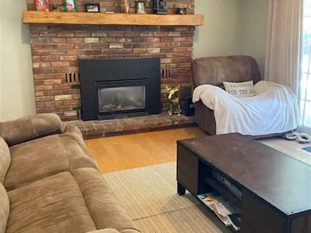 House For Sale in Kawartha Lakes, Ontario