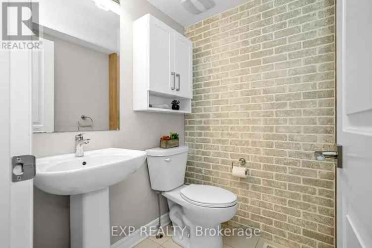3 Bed 3.5 Bath Detached Home in Stittsville North