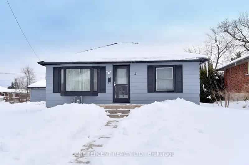 Updated Bungalow Move In Ready 2 Beds 1 Bath Detached Garage Large Lot
