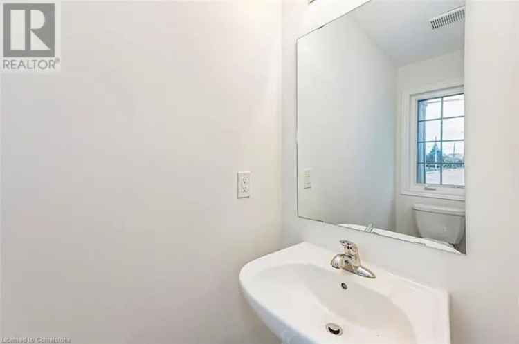 Linden Park Freehold Townhome 3 Beds Open Concept Kitchen