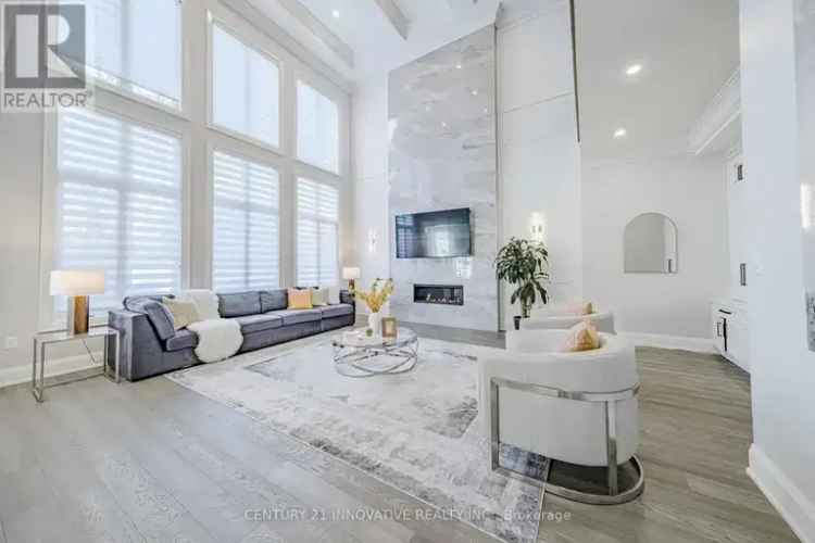 Luxury 4-Bedroom Home in Pickering with Gourmet Kitchen and Massive Backyard