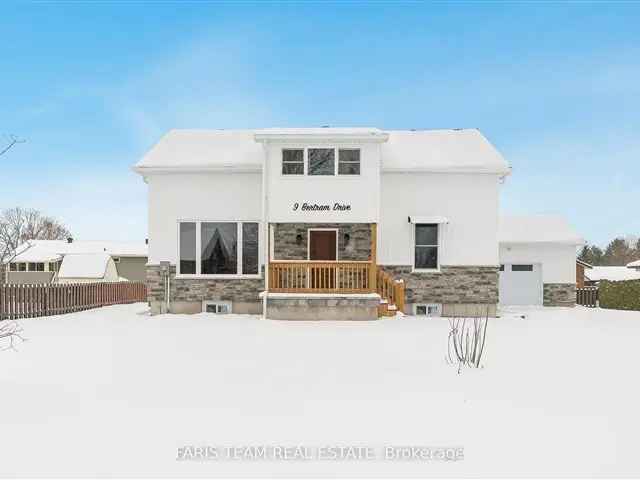 House For Sale in Springwater, Ontario