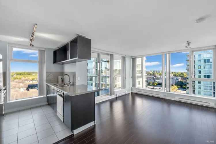 A $779,000.00 Apartment/Condo with 2 bedrooms in Brighouse, Richmond