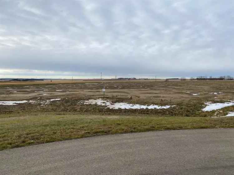 10 Acre Commercial Land for Sale in Ponoka County