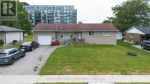 House For Sale In Barrie, Ontario