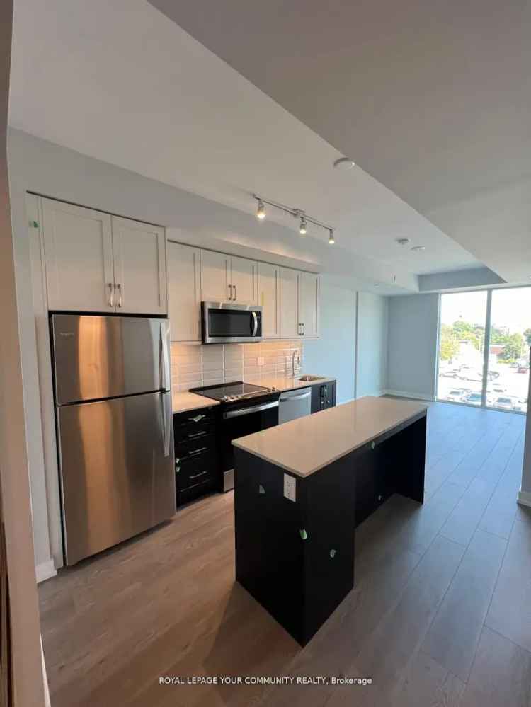 Downtown Whitby 1+1 Bedroom Suite - Modern Luxury Living